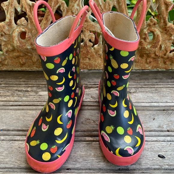 Other - Extra cute girls rain boots!